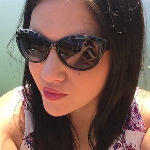 Meet your Posher, Brynn