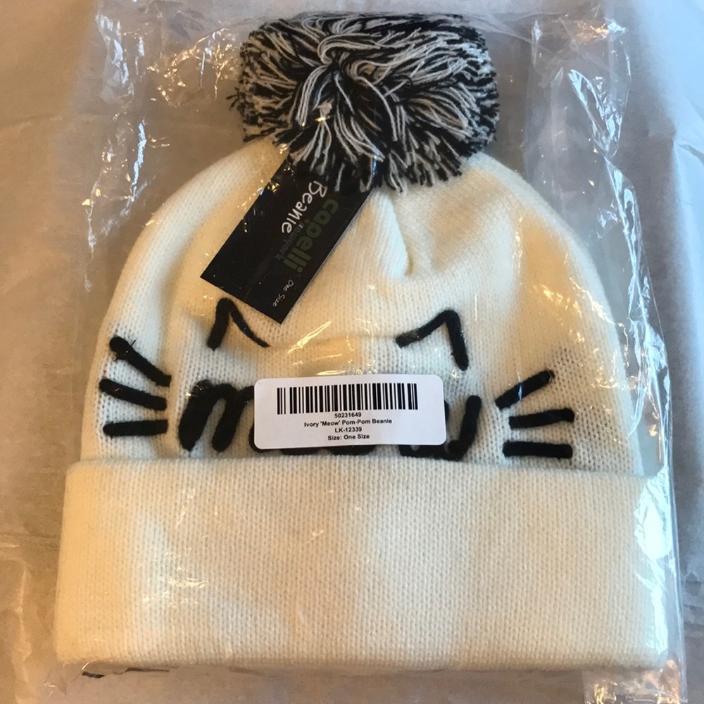 😻LAST ONE LEFT ADORABLE IVORY MEOW POMPOM BEANIE - Picture 4 of 4