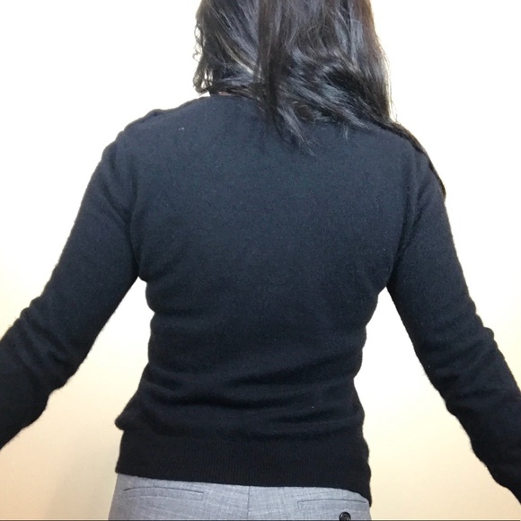 π€HPπ€ Cashmere Sweater - Picture 5 of 7