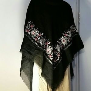 Gorgeous embroidered scarf/wrap