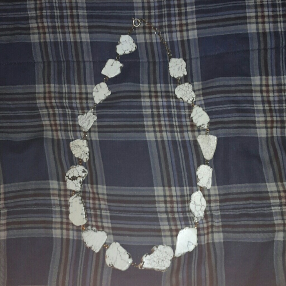 Dixie Magnolia White Rivulet Necklace 30" - Picture 2 of 3