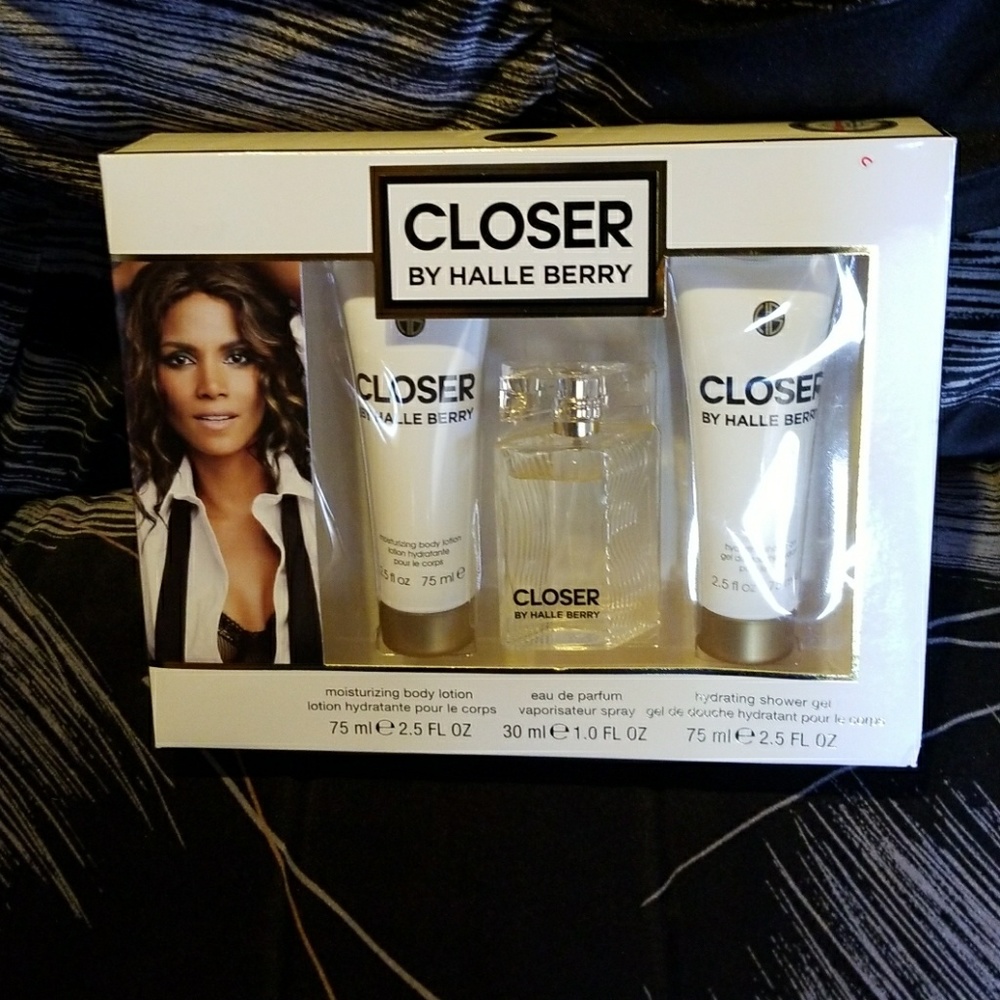Collection of Halle Berry