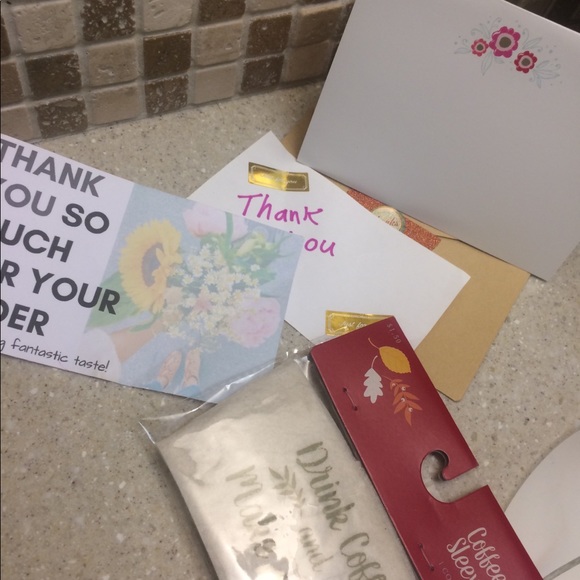 More and more thank you post cards 😍 - Picture 2 of 2