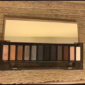Urban Decay Naked Smokey