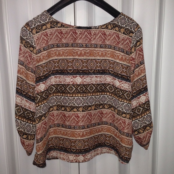 Forever 21 Tops - Aztec Printed Forever 21 Top