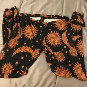 High waisted Sun & Moon Leggings!!