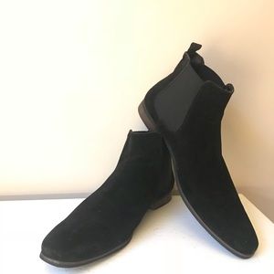 Chelsea boots