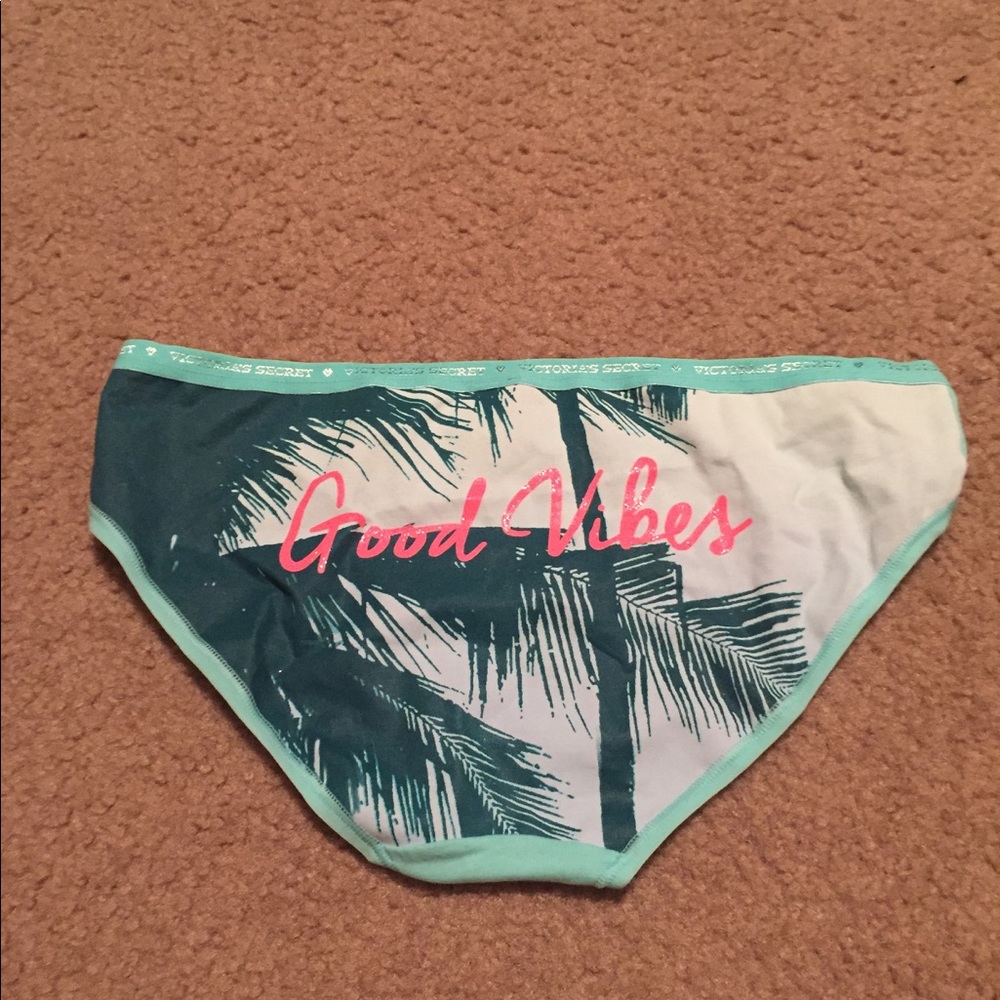 NWOT Good Vibes Hip Hugger Panty