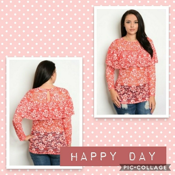 Tops - *please bundle*RED AND WHITE PLUS SIZE TOP🎈