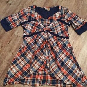 BKE size medium high low plaid button up. EUC