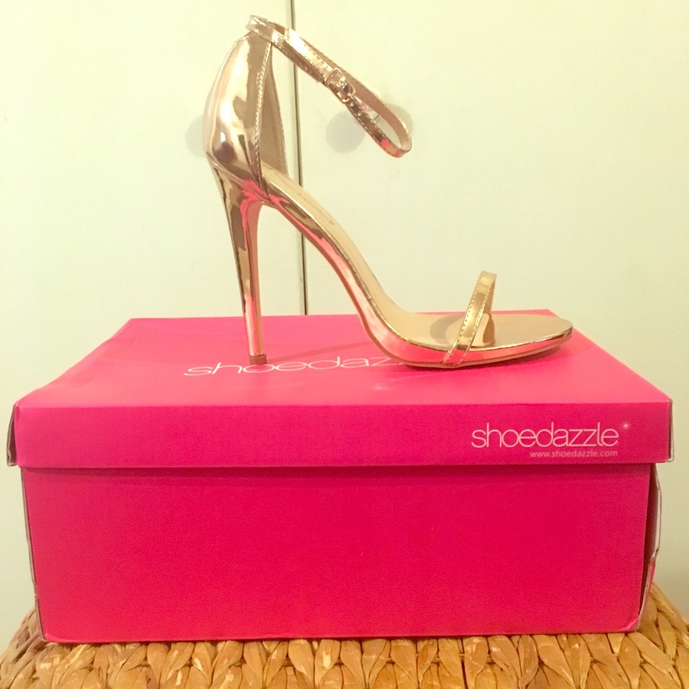 NWT🏷 Rose Gold Heels.