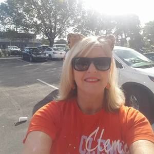 Meet your Posher, Robin