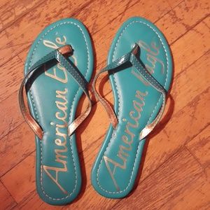 American eagle flip flops