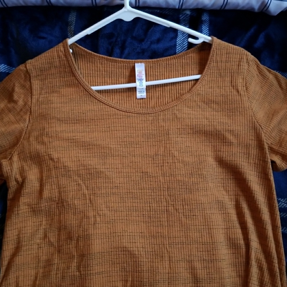 Medium classic T