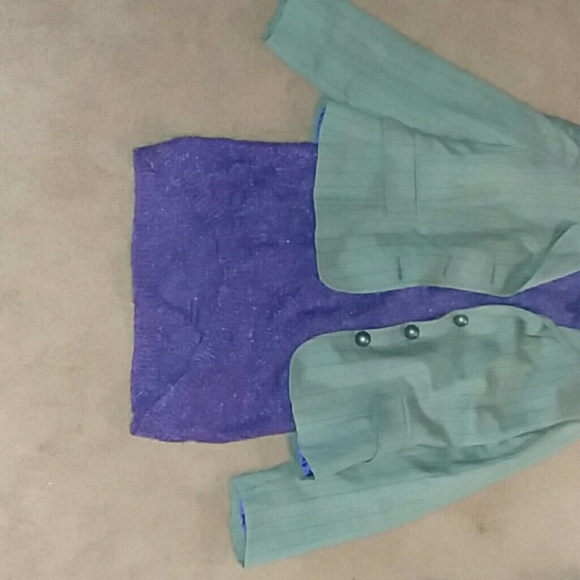 Womens blazer jacket and turtle neck sweater. - Picture 3 of 7