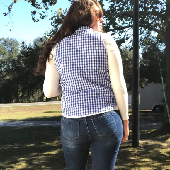 << Blue Plaid Checker Puffer Vest >> - Picture 3 of 4