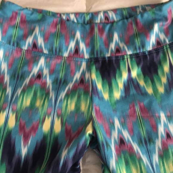 Balance Collection yoga bottoms - Picture 2 of 5