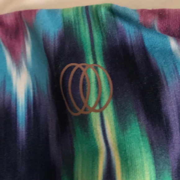 Balance Collection yoga bottoms - Picture 4 of 5