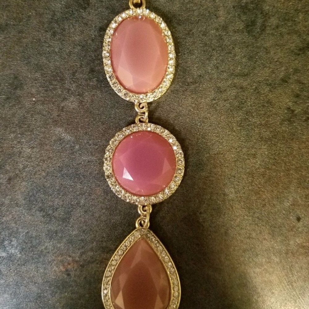 📸NWT Classy, beautiful necklace