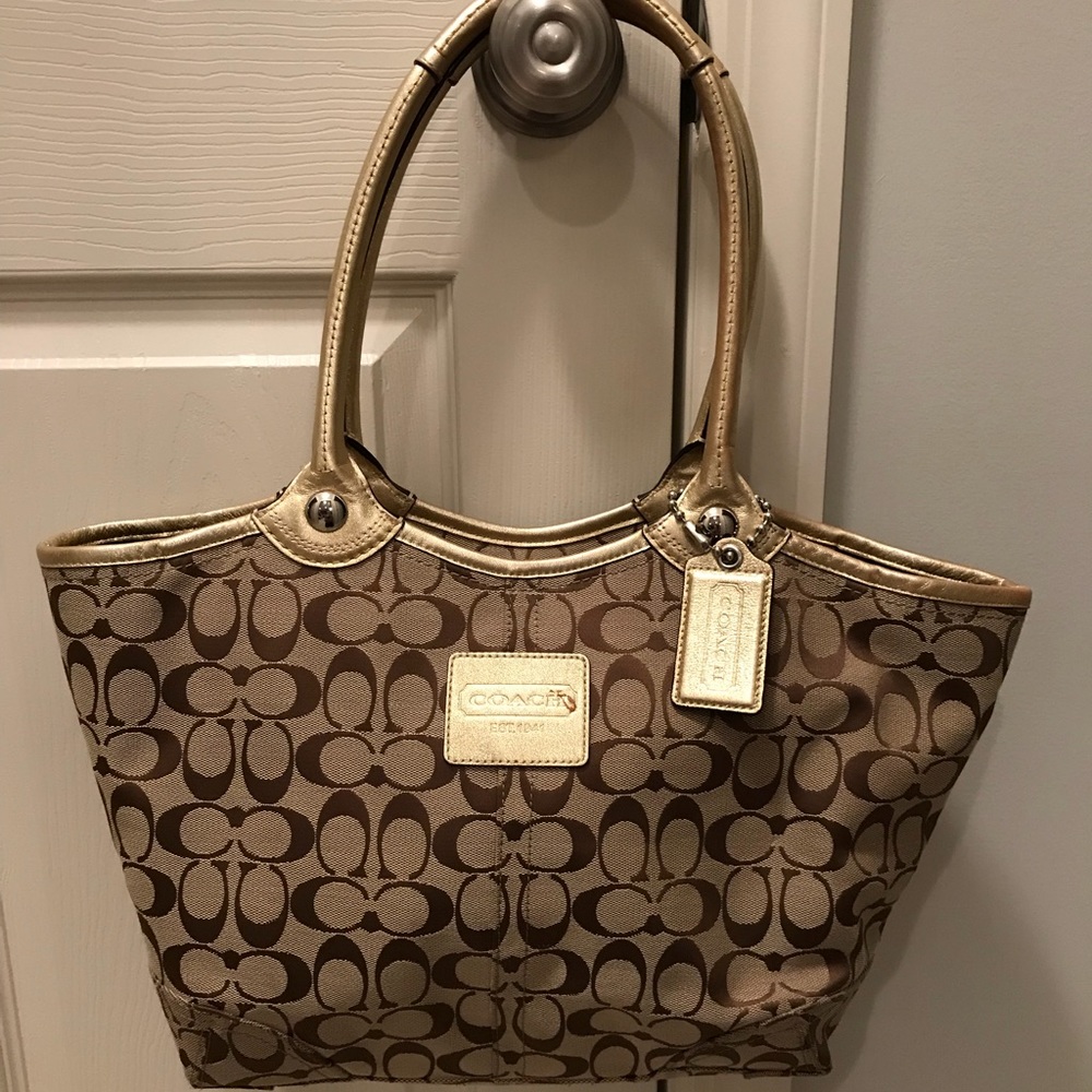 Authentic COACH Purse