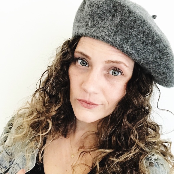 Wool Beret - Picture 4 of 6