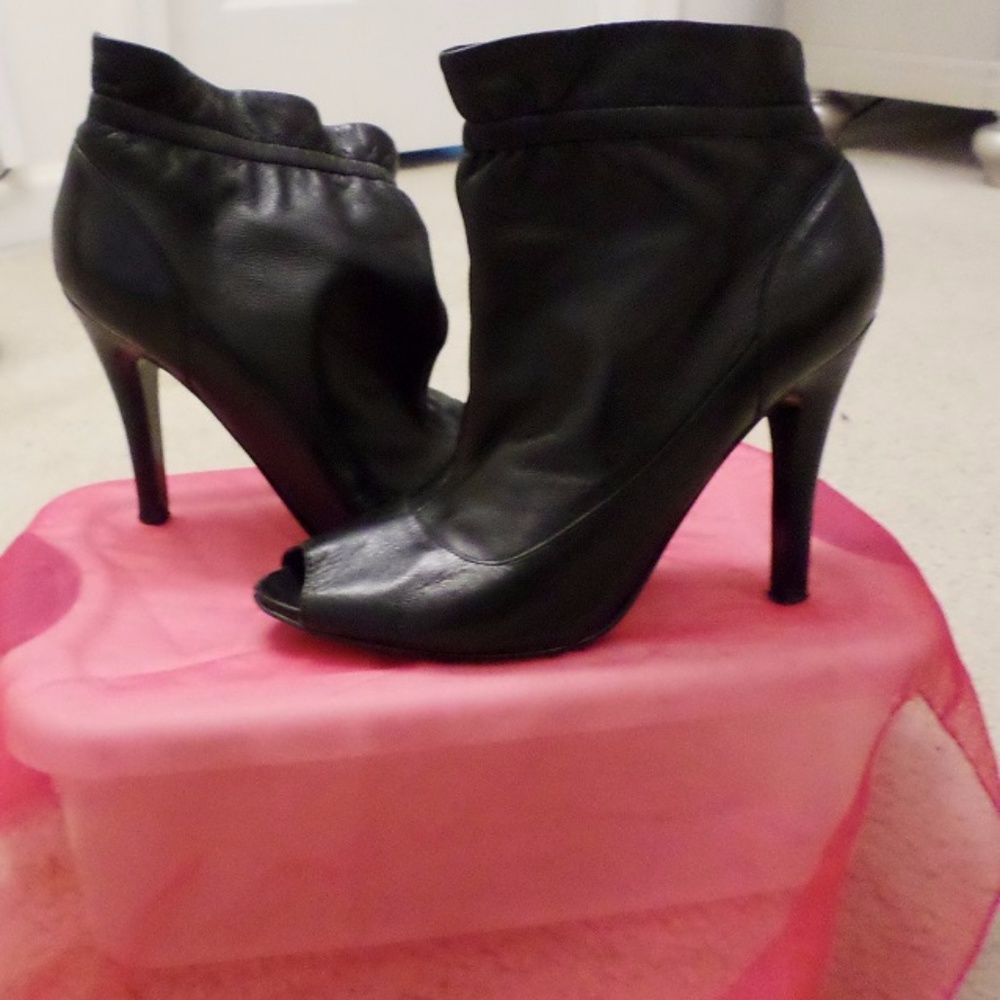 Marc Jacobs Sexy Slouchy Leather Boot Size 9M.