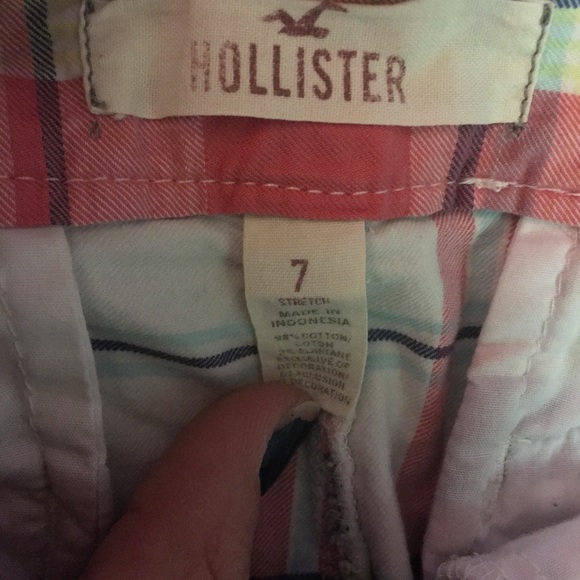 Hollister shorts - Picture 3 of 4