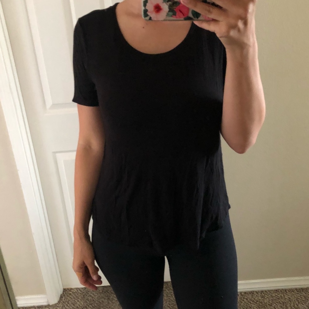 Loft crew neck black tee