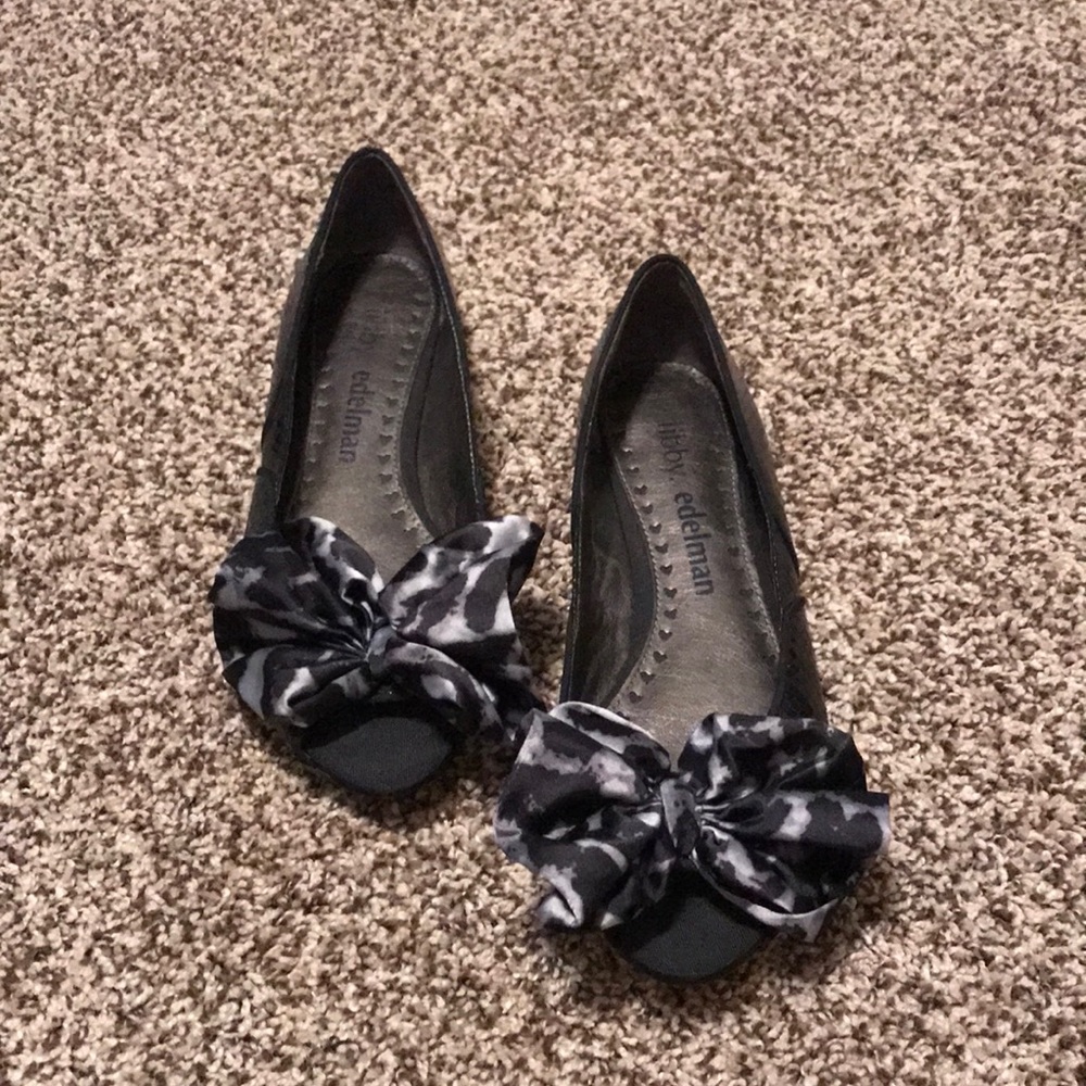 Peep toe black flats