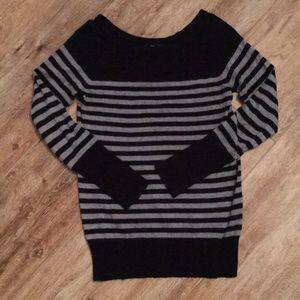 GAP black/Grey striped sweater
