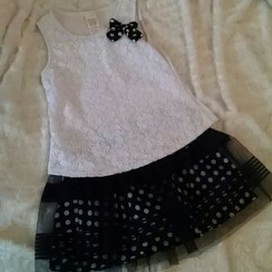 Girls skirt outfit