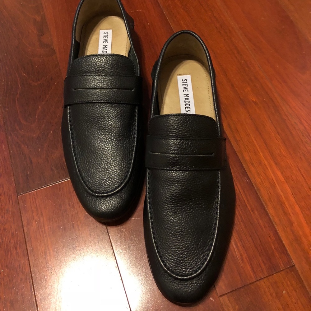 Brand new Steve Madden loafers