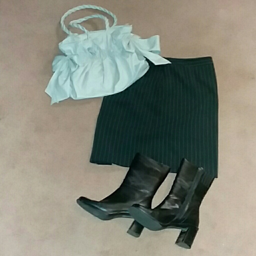 Nwt pinstripe skirt