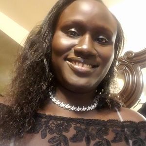 Meet your Posher, Denise