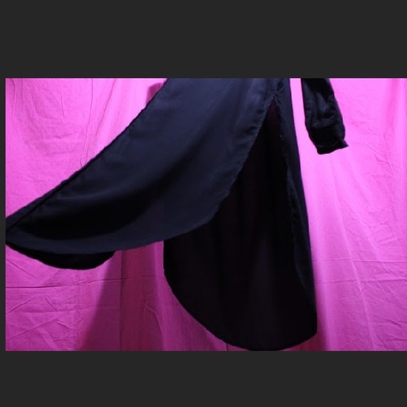 Forever 21 Blouse - Picture 2 of 3