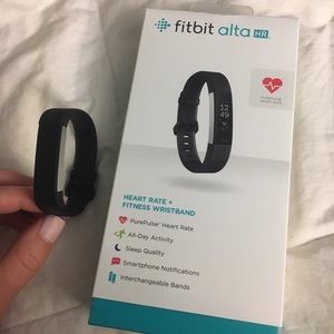 Fitbit Alta HR (black) size small