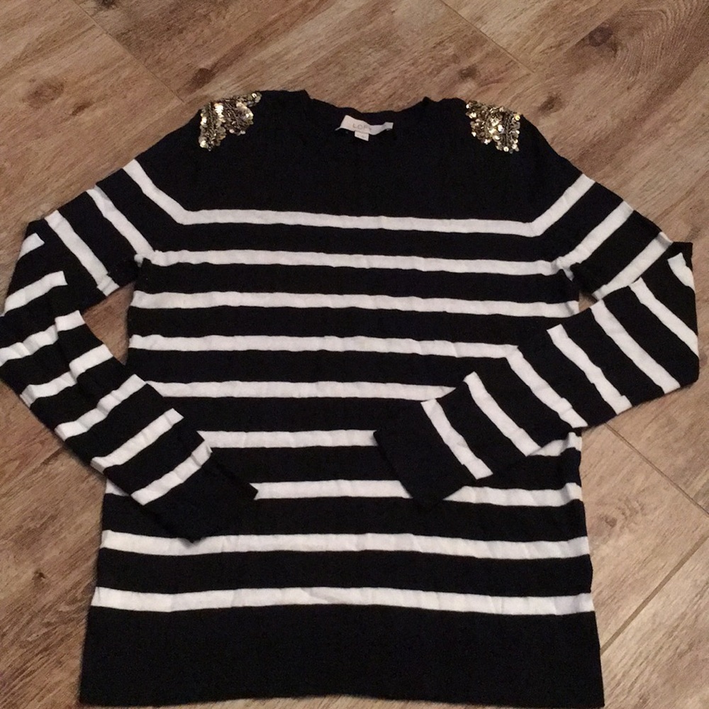 LOFT size medium lightweight sweater M