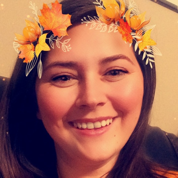 Meet your Posher, Maegan - Picture 1 of 1