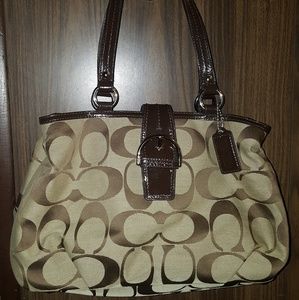 Signature Coach C's Purse