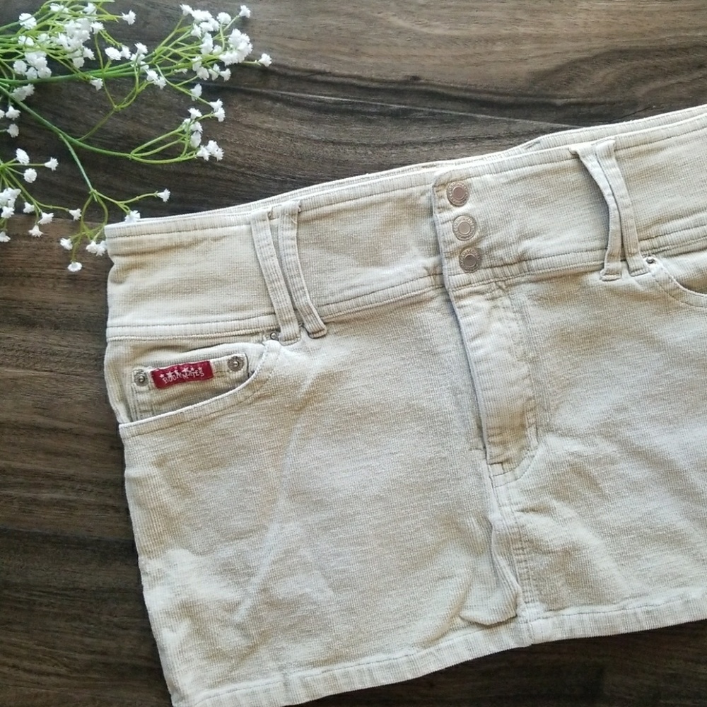 🔸️Short Biege Skirt! Juniors!🔸️