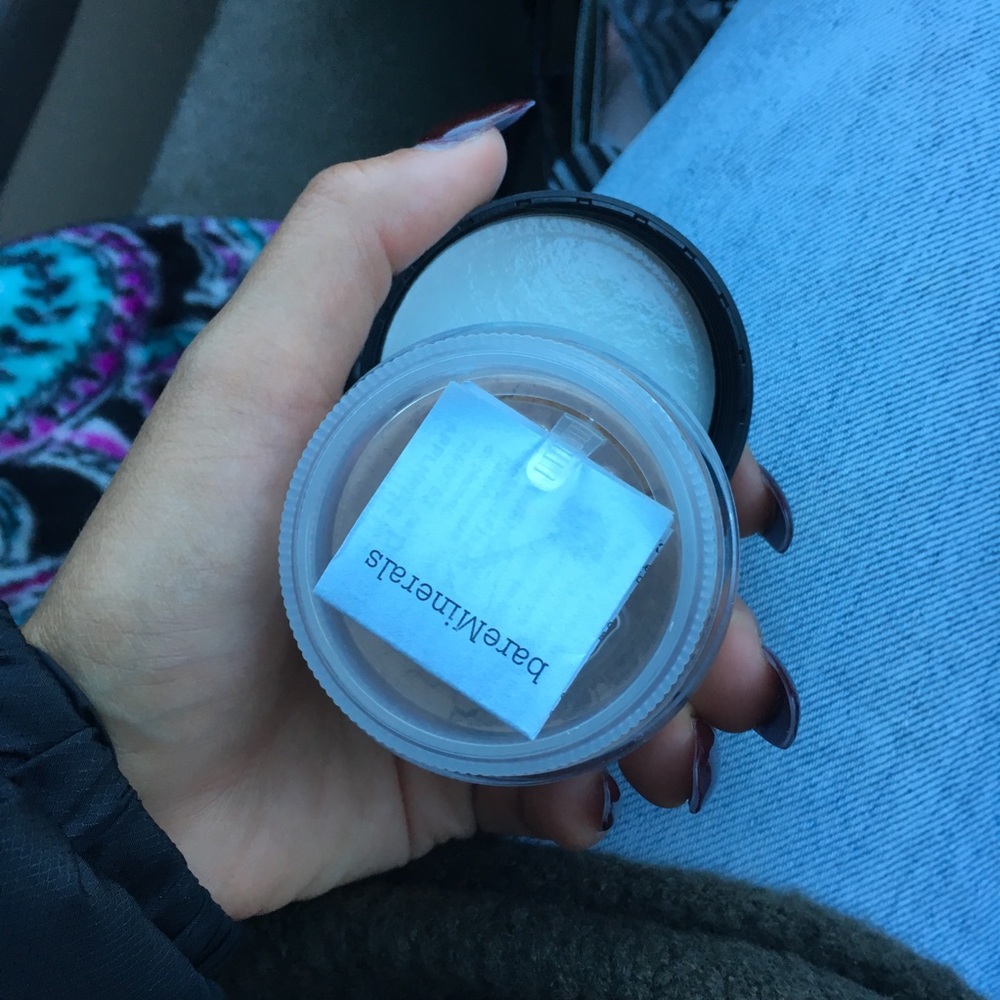 Bare minerals all over foundation powder