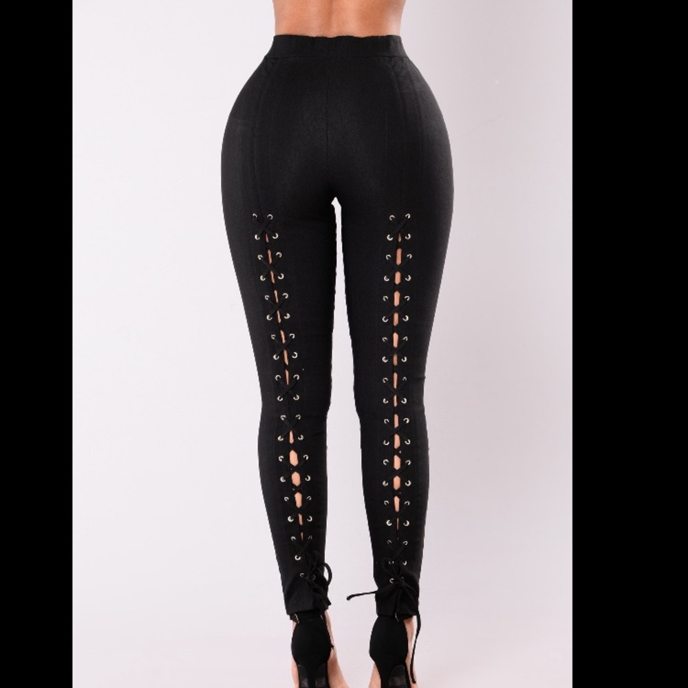 NWT FASHION NOVA BLACK LACE UP MORENA PANTS XS
