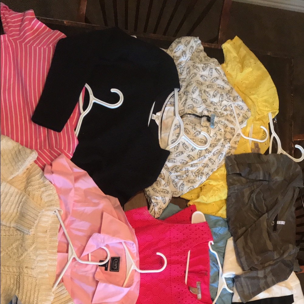 Huge Lot of Clothes - Picture 8 of 8