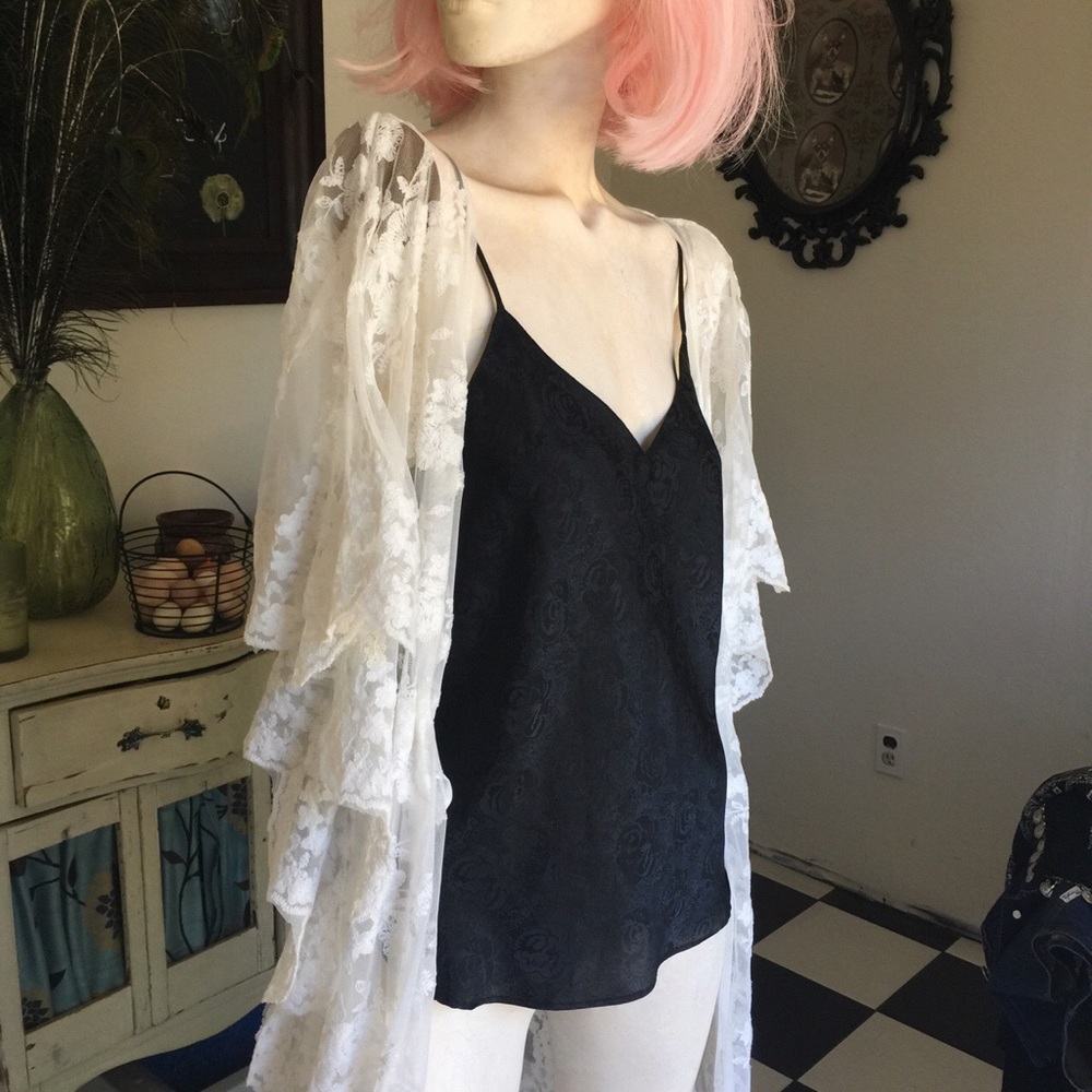Subtle Rose Tank - Picture 2 of 4