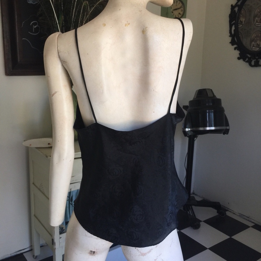 Subtle Rose Tank - Picture 4 of 4