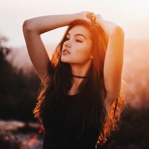 Meet your Posher, Alice