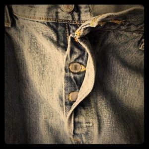 Levi 501 distressed jeans 35x34 boyfriend/unisex