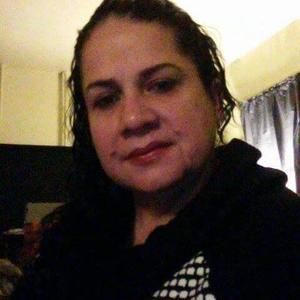 Meet your Posher, Iris