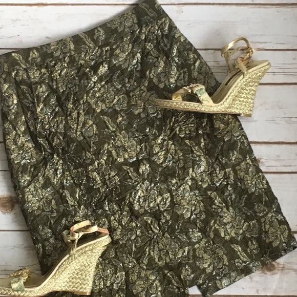 J. Crew • Metallic, Crinkle Fabric Pencil Skirt - Picture 8 of 8