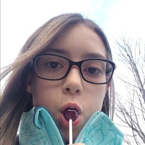 Meet your Posher, Ashlyn